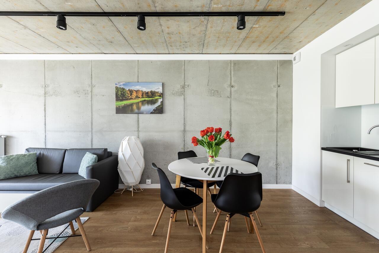 Apartment River Side Nr 15 *